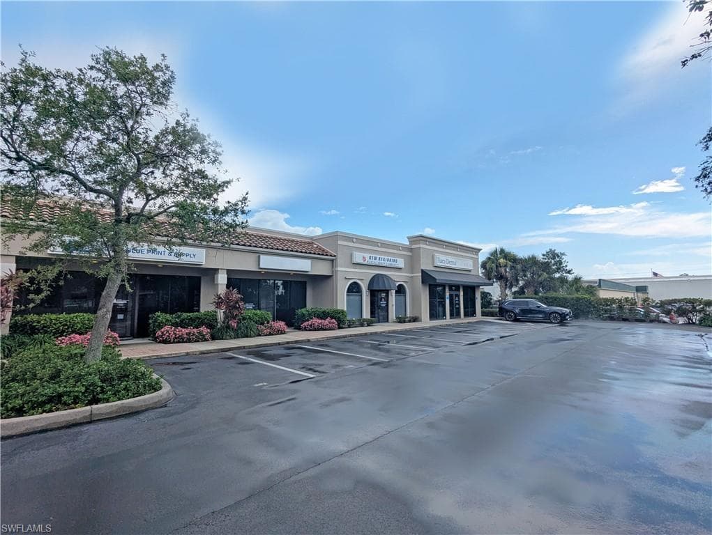 3940 Radio RD 110 NAPLES, FL 34104