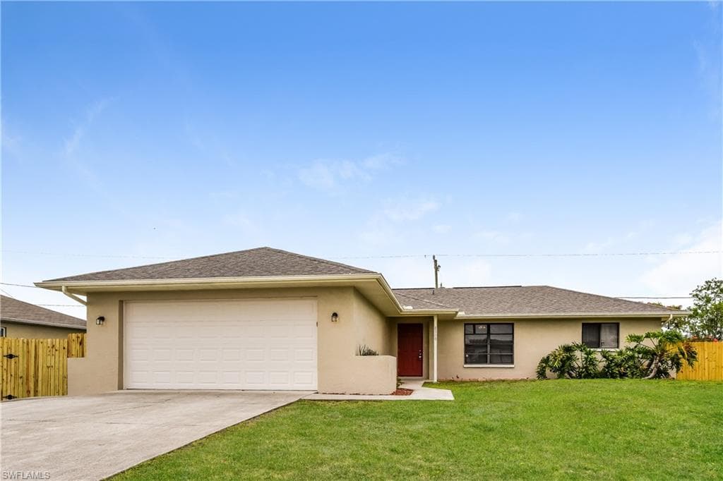 8360 Coral DR FORT MYERS, FL 33967