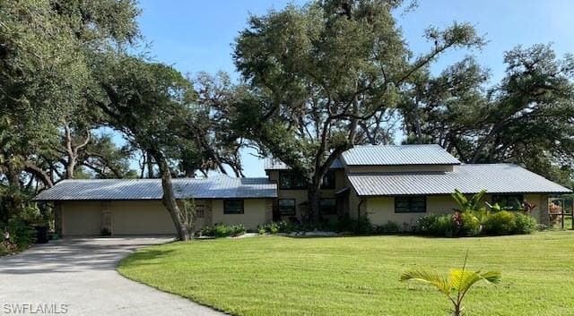 4230 Fort Denaud RD FORT DENAUD, FL 33935