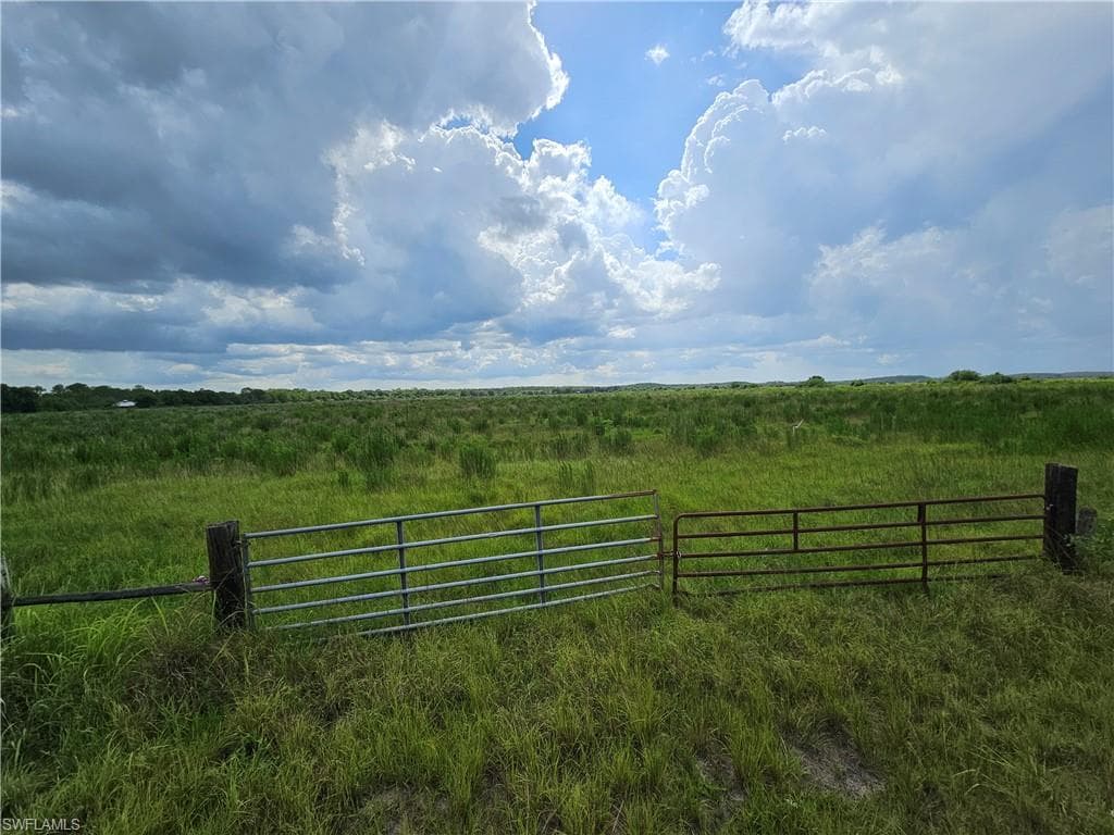 Kirby Thompson RD LABELLE, FL 33935