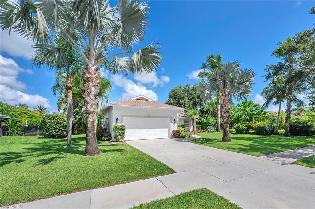 973 Summerfield DR NAPLES, FL 34120