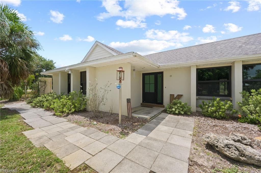 15970 Triple Crown CT FORT MYERS, FL 33912