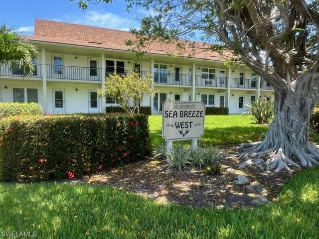 235 Seaview CT D2 MARCO ISLAND, FL 34145