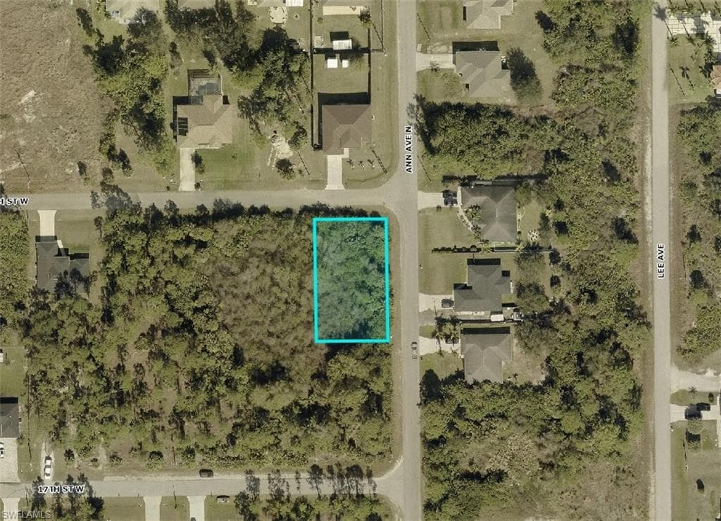 2501 18th ST W LEHIGH ACRES, FL 33971