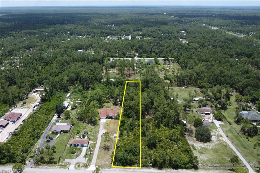 4XXX 16TH AVE NE NAPLES, FL 34120