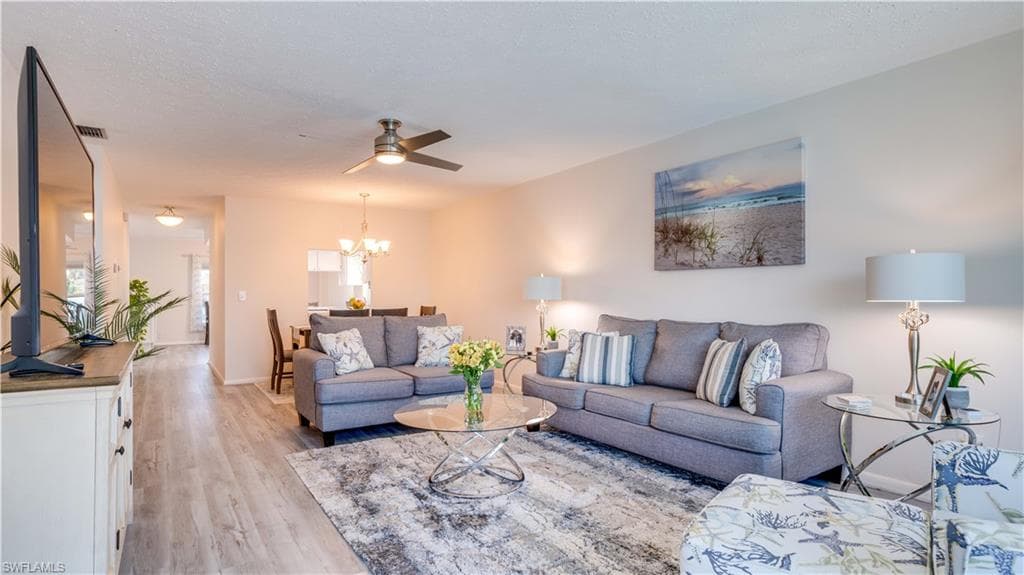 1333 SE 40th TER 2-E CAPE CORAL, FL 33904