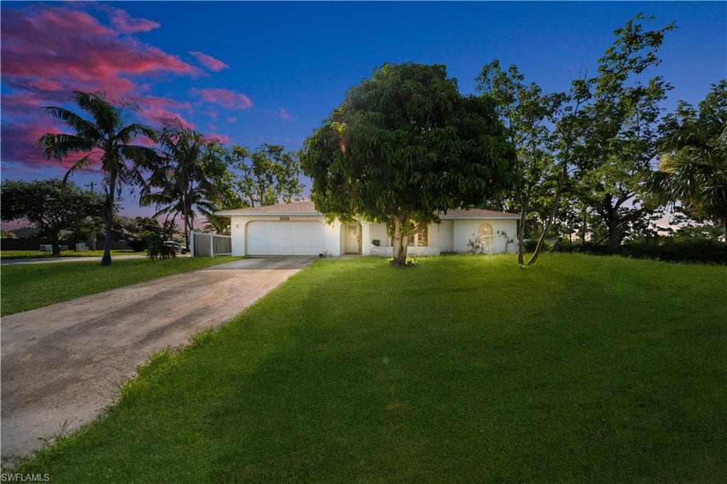 2501 SE 8th PL CAPE CORAL, FL 33904