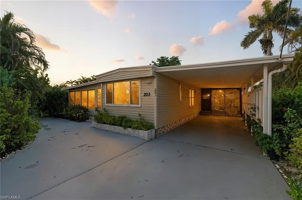 203 Rookery RD NAPLES, FL 34114