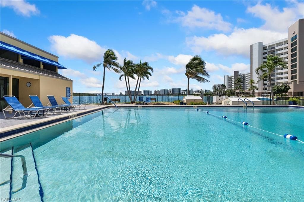 400 Lenell 110 FORT MYERS BEACH, FL 33931
