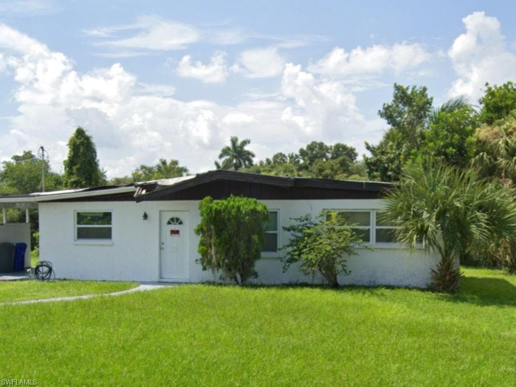1366 Brookhill DR FORT MYERS, FL 33916