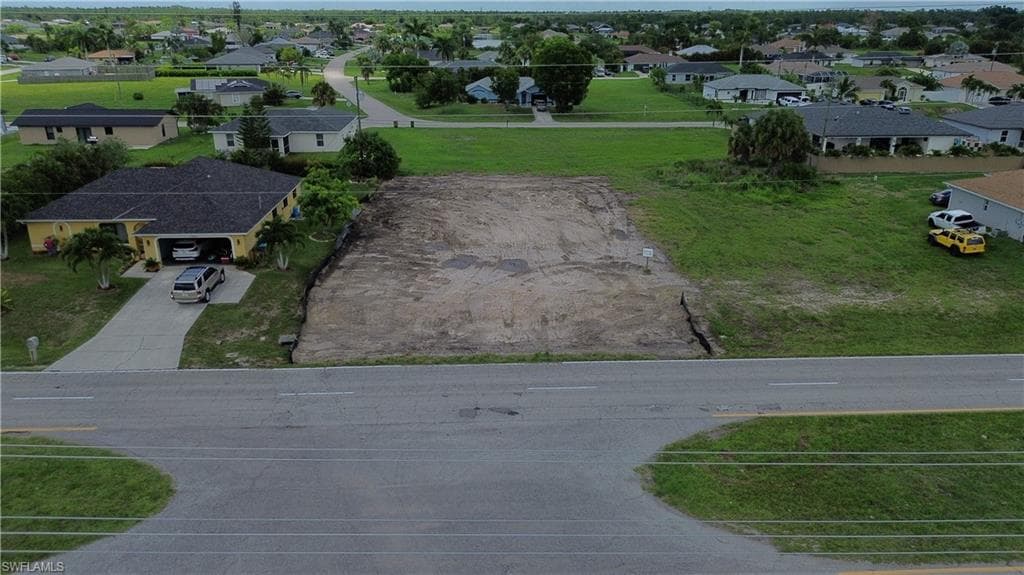 2001 Kismet PKWY E CAPE CORAL, FL 33909