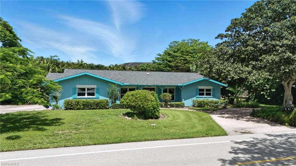 1809 Alamanda DR NAPLES, FL 34102
