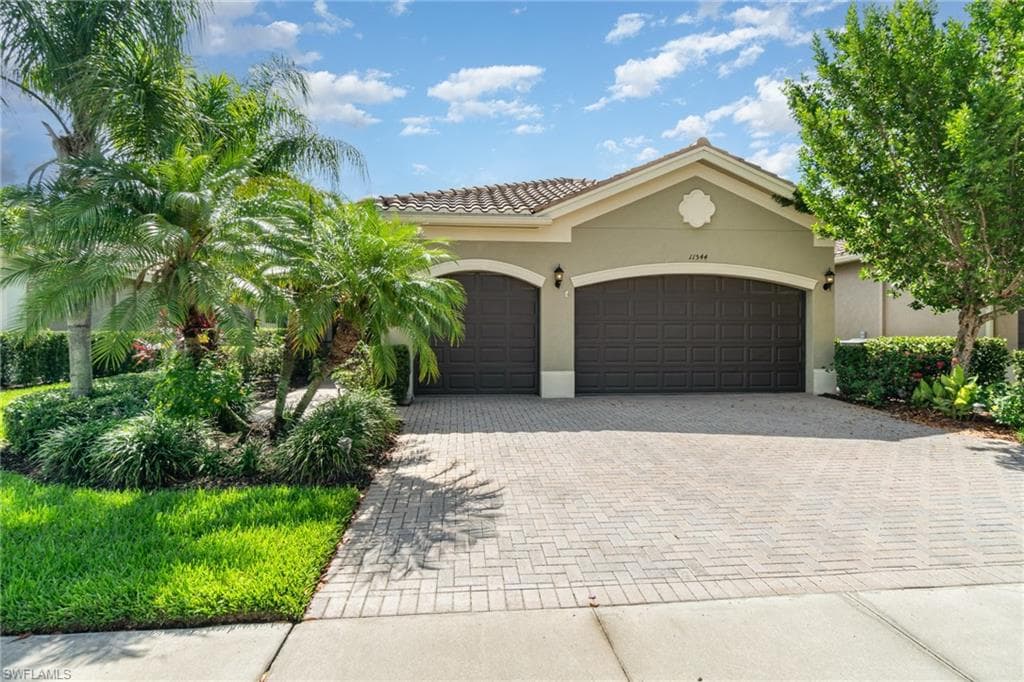 11544 Stonecreek CIR FORT MYERS, FL 33913