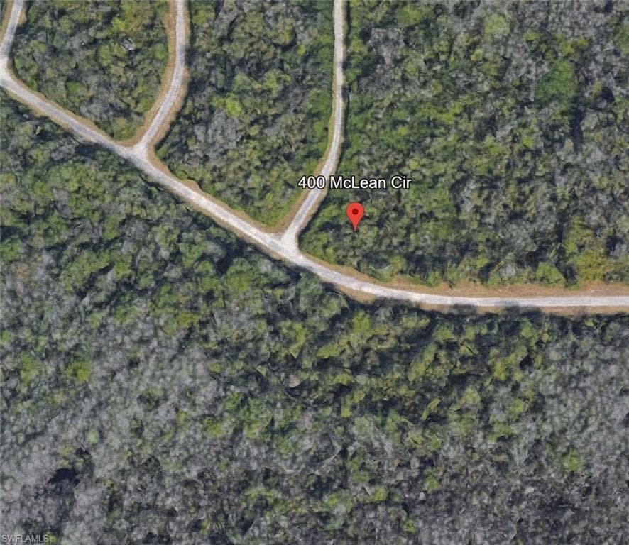 400 McLean CIR LEHIGH ACRES, FL 33972