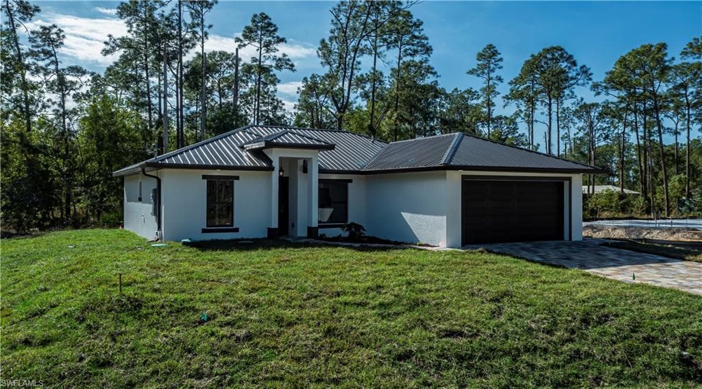 662 Foxchase DR LEHIGH ACRES, FL 33974