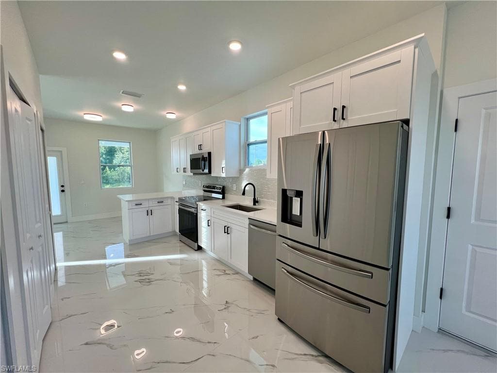 4002 E 17th ST LEHIGH ACRES, FL 33972