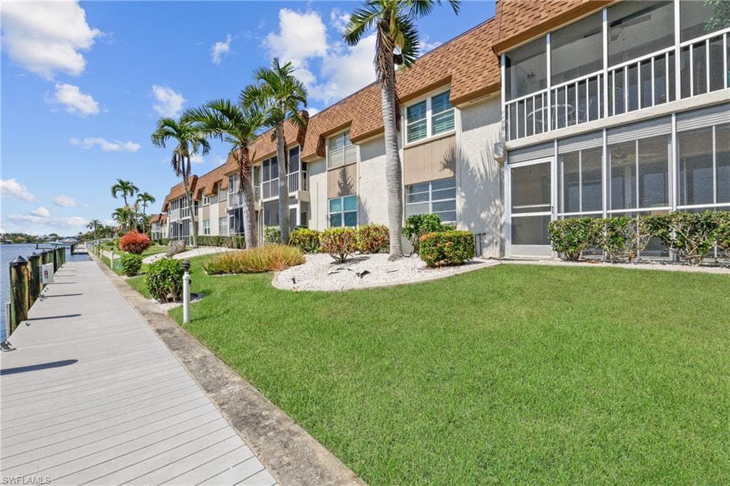 4116 SE 19th AVE 102 CAPE CORAL, FL 33904
