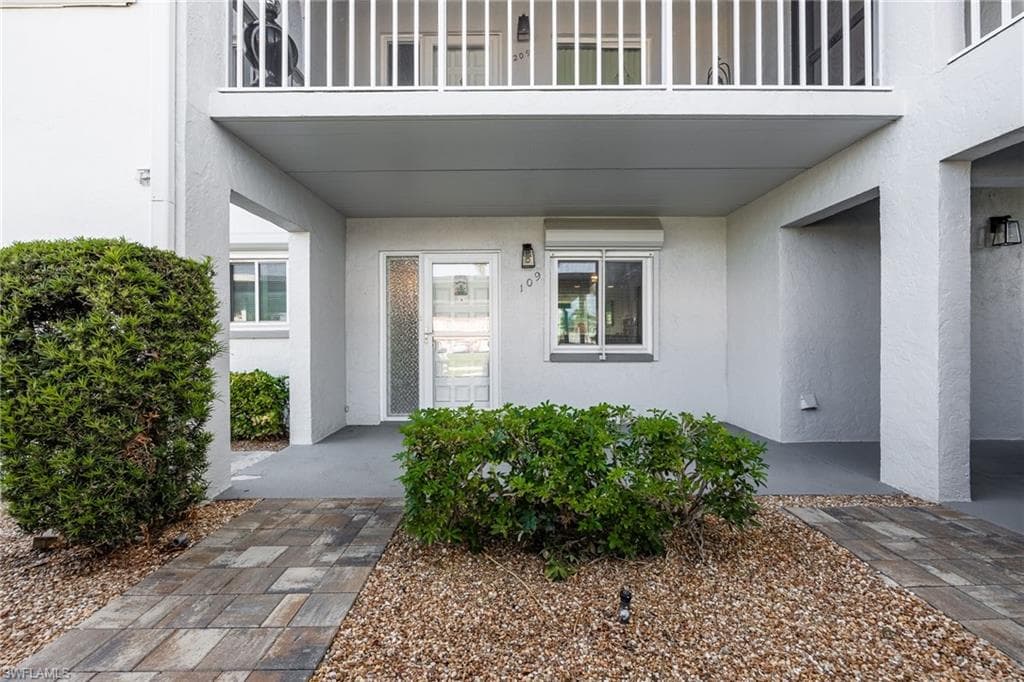 4549 SE 5th PL 109 CAPE CORAL, FL 33904