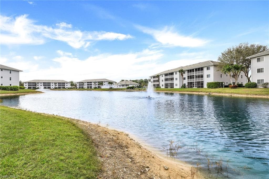 7822 Great Heron WAY 205 NAPLES, FL 34104