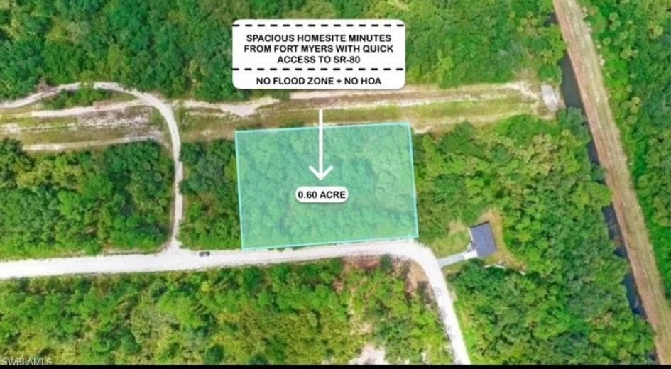 4235 31st ST ALVA, FL 33920