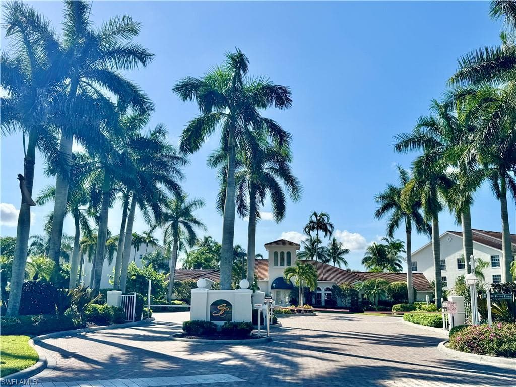4655 Saint Croix LN 1423 NAPLES, FL 34109