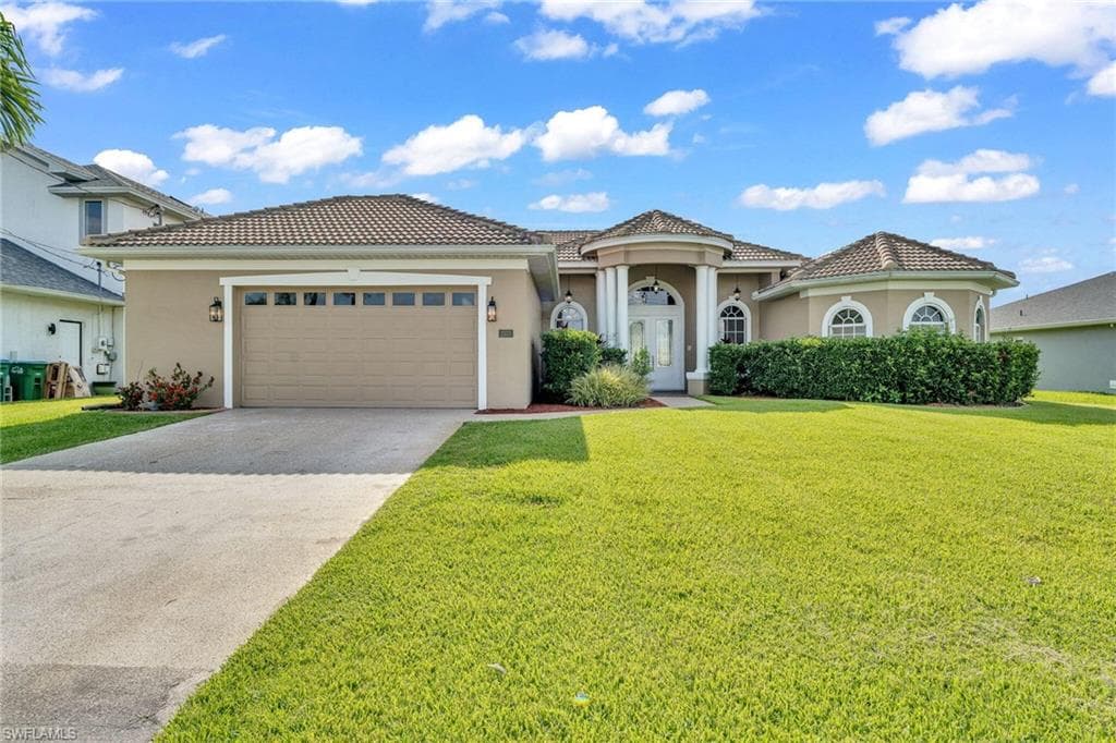 2313 20th PL CAPE CORAL, FL 33990