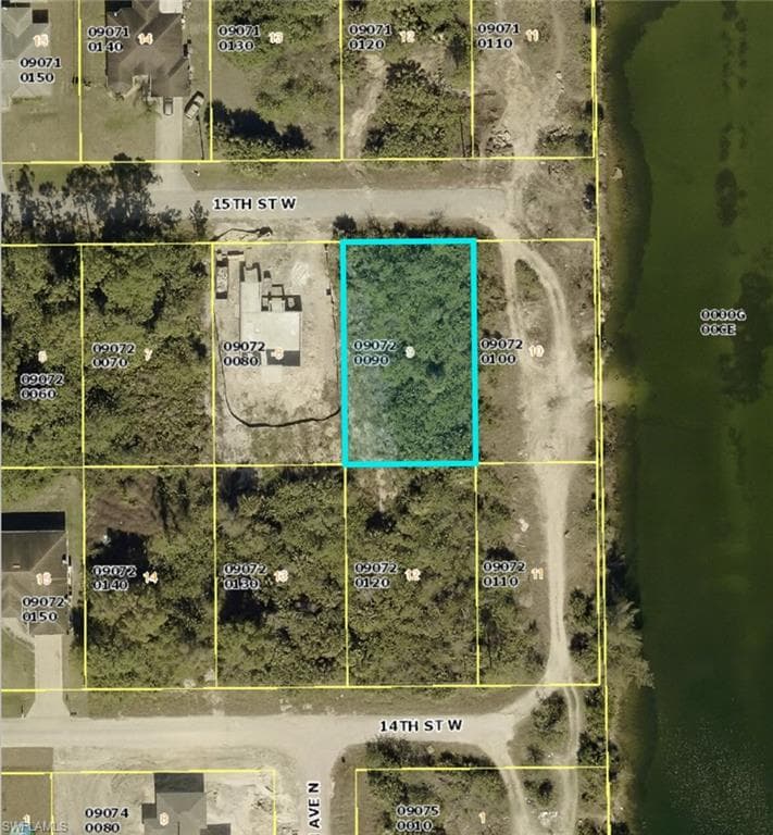 2503 15th ST W LEHIGH ACRES, FL 33971