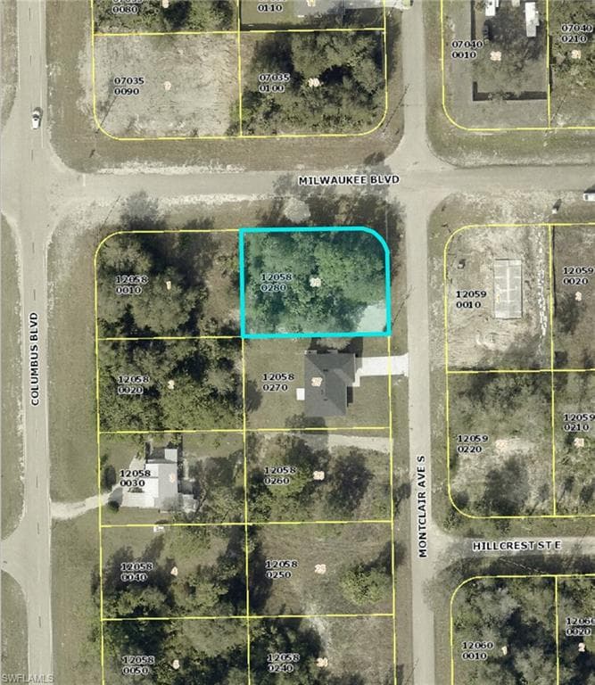 602 Montclair AVE S LEHIGH ACRES, FL 33974