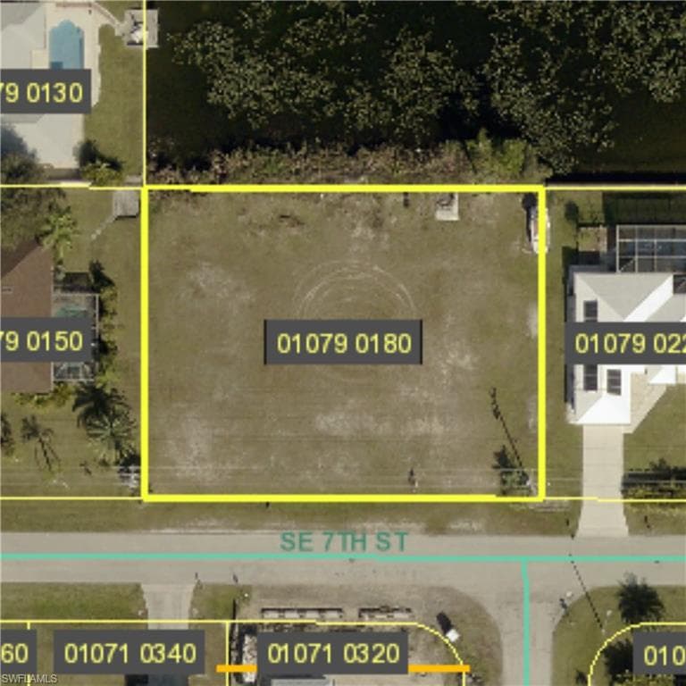 429 SE 7th ST CAPE CORAL, FL 33990