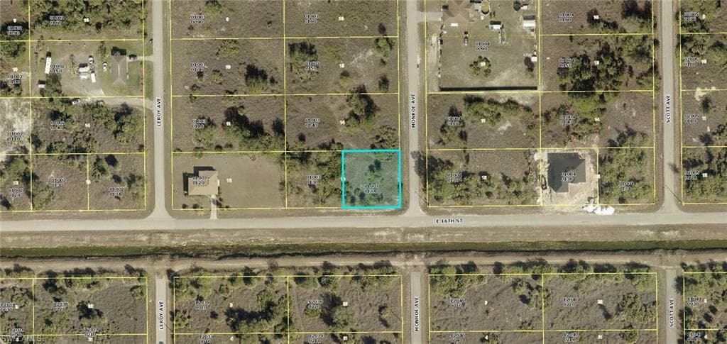 3707 E 16th ST LEHIGH ACRES, FL 33972