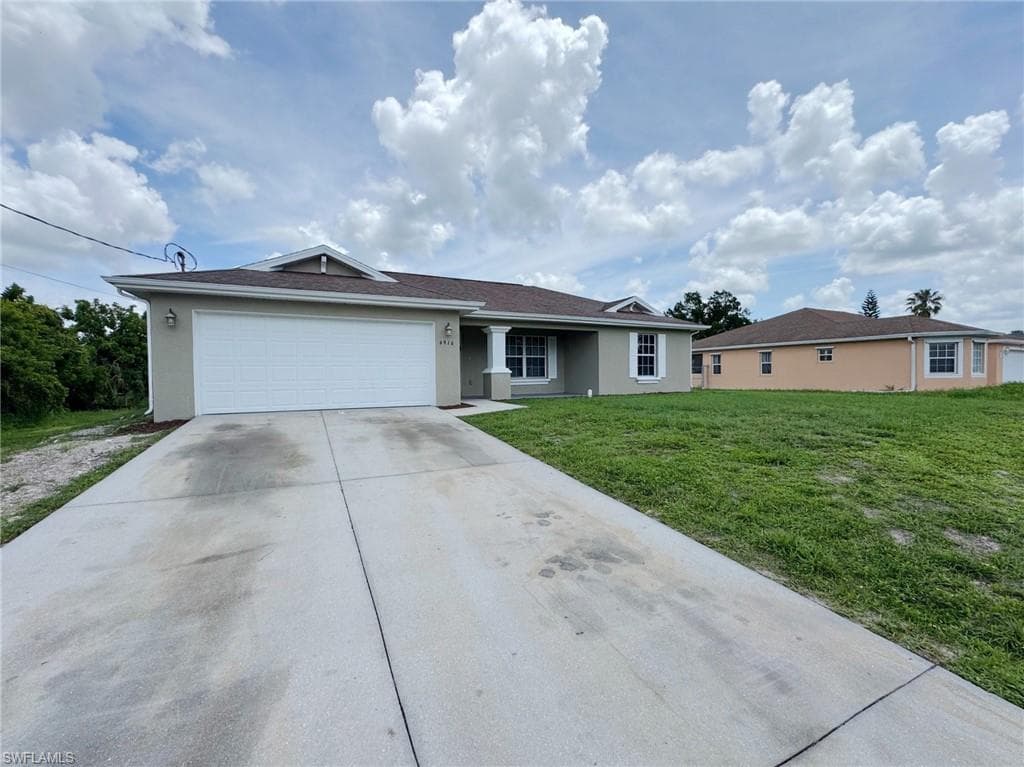 4916 7th ST W LEHIGH ACRES, FL 33971