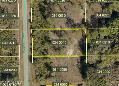 616 Abbott AVE NW LEHIGH ACRES, FL 33972
