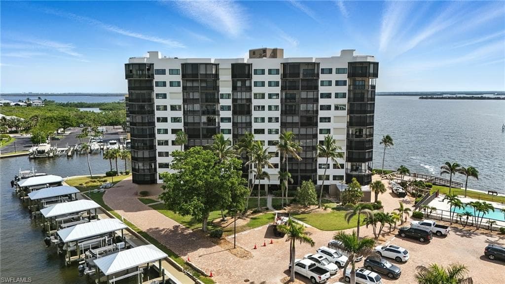 4265 Bay Beach LN 226 FORT MYERS BEACH, FL 33931