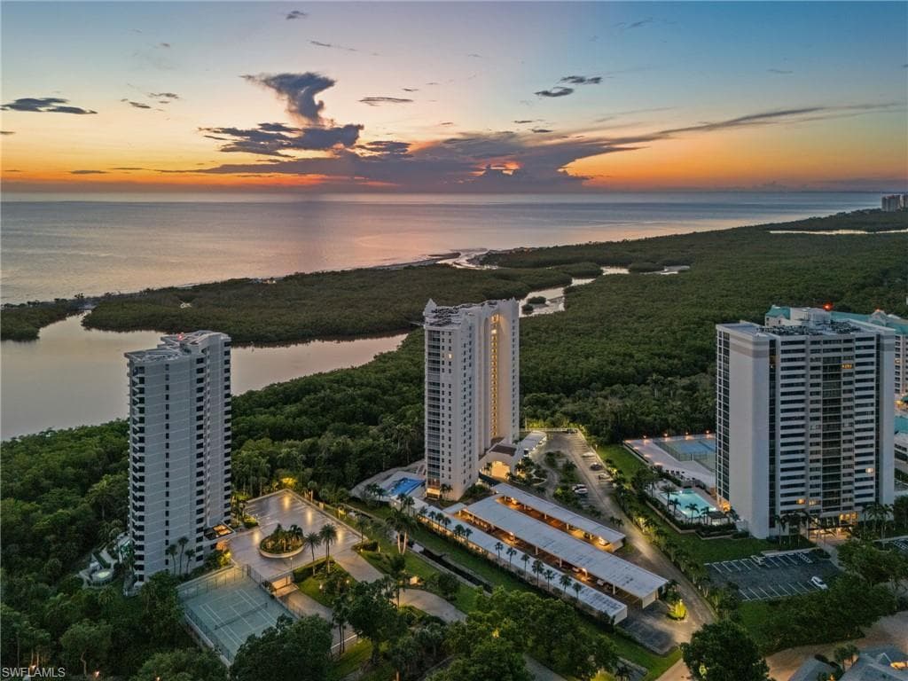 5550 Heron Point DR 904 NAPLES, FL 34108