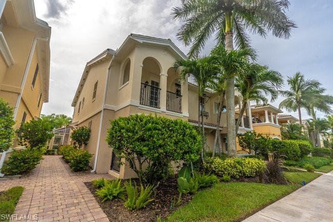 8108 Josefa WAY NAPLES, FL 34114