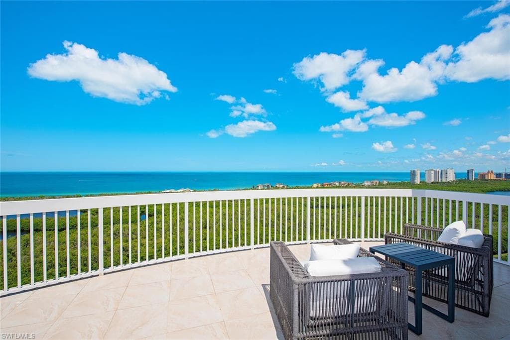 7117 Pelican Bay BLVD PH 17 NAPLES, FL 34108