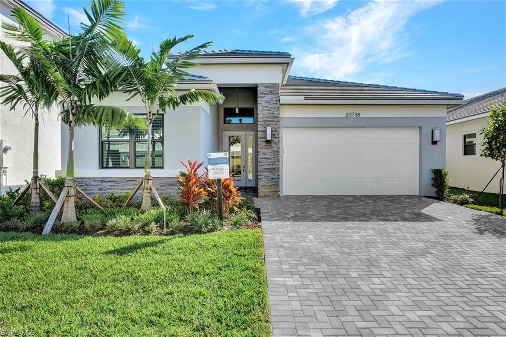 20738 Fair Oak LN ESTERO, FL 33928