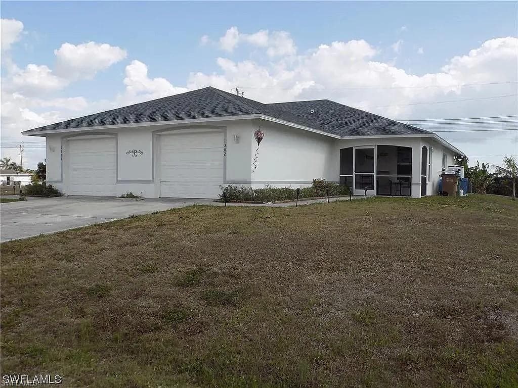 1304 NE 16th TER CAPE CORAL, FL 33909
