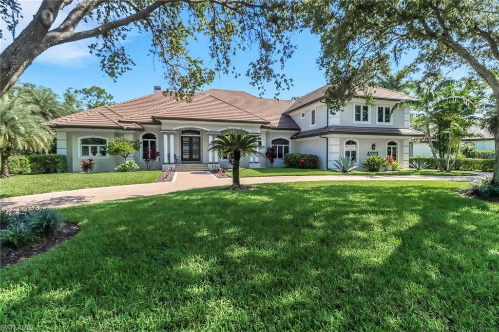 4323 Silver Fox DR NAPLES, FL 34119