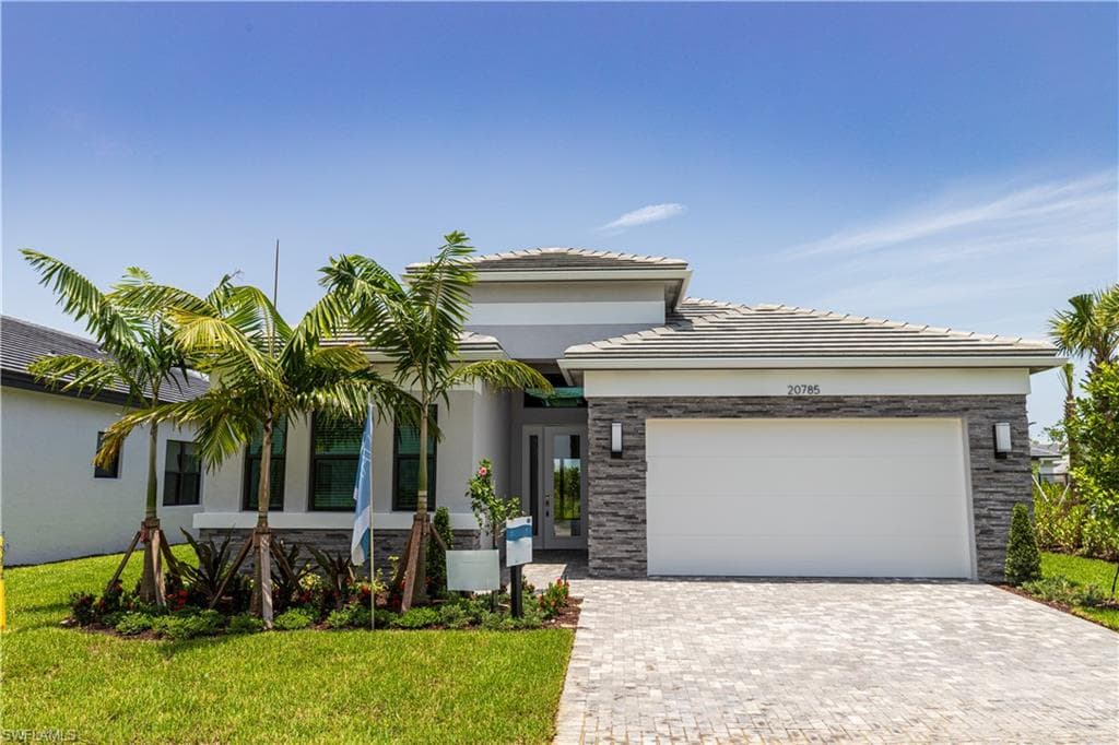 20785 Fair Oak LN ESTERO, FL 33928