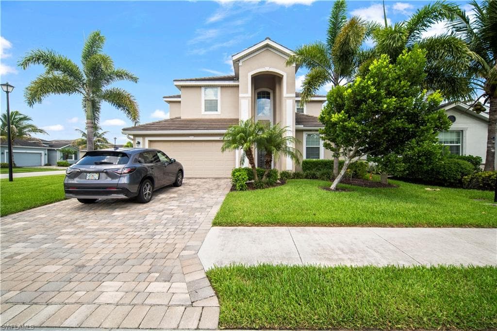 4234 bluegrass DR FORT MYERS, FL 33916