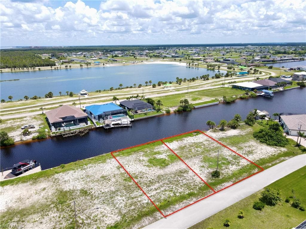 4407 NW 35th TER CAPE CORAL, FL 33993