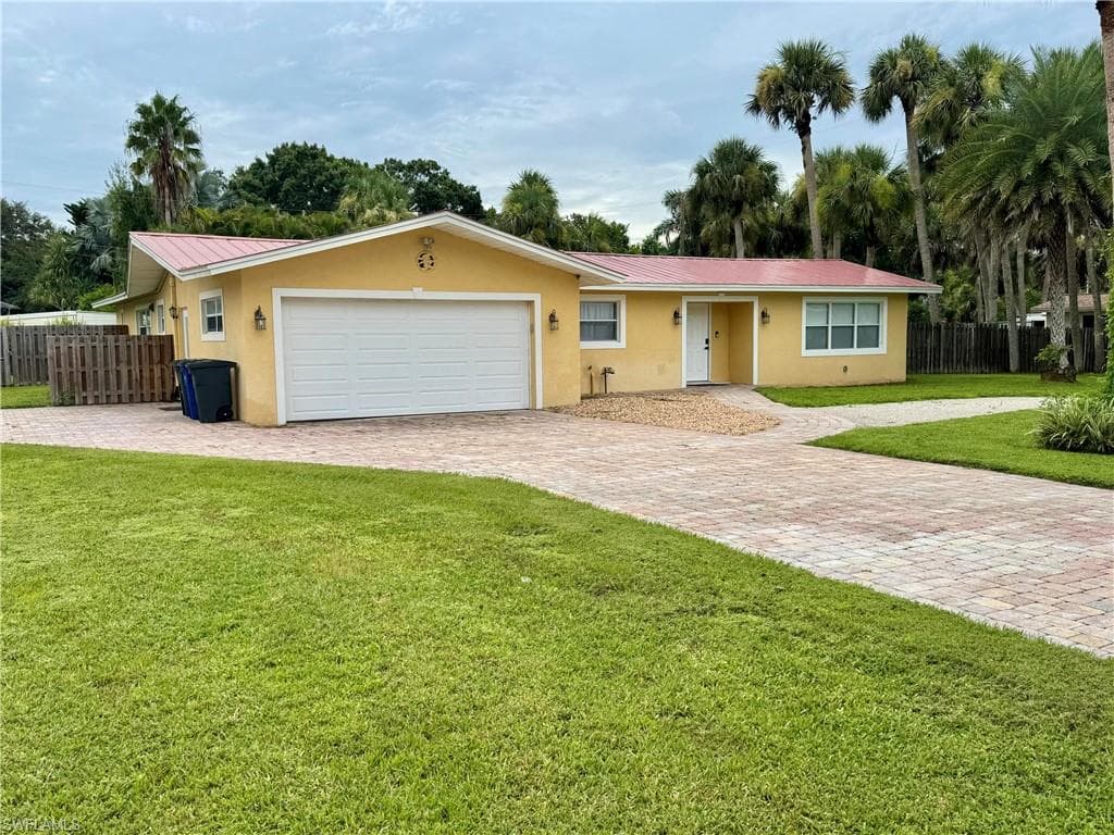 17020 Carolyn LN NORTH FORT MYERS, FL 33917