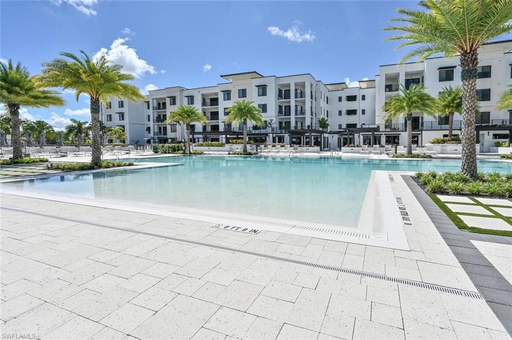 1125 Central AVE 377 NAPLES, FL 34102