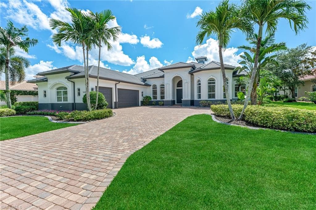 5688 HAMMOCK ISLES DR NAPLES, FL 34119