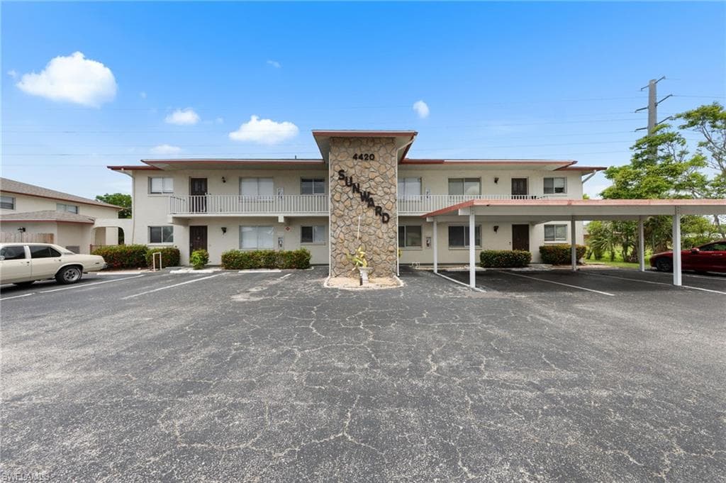 4420 Santa Barbara BLVD 105 CAPE CORAL, FL 33914