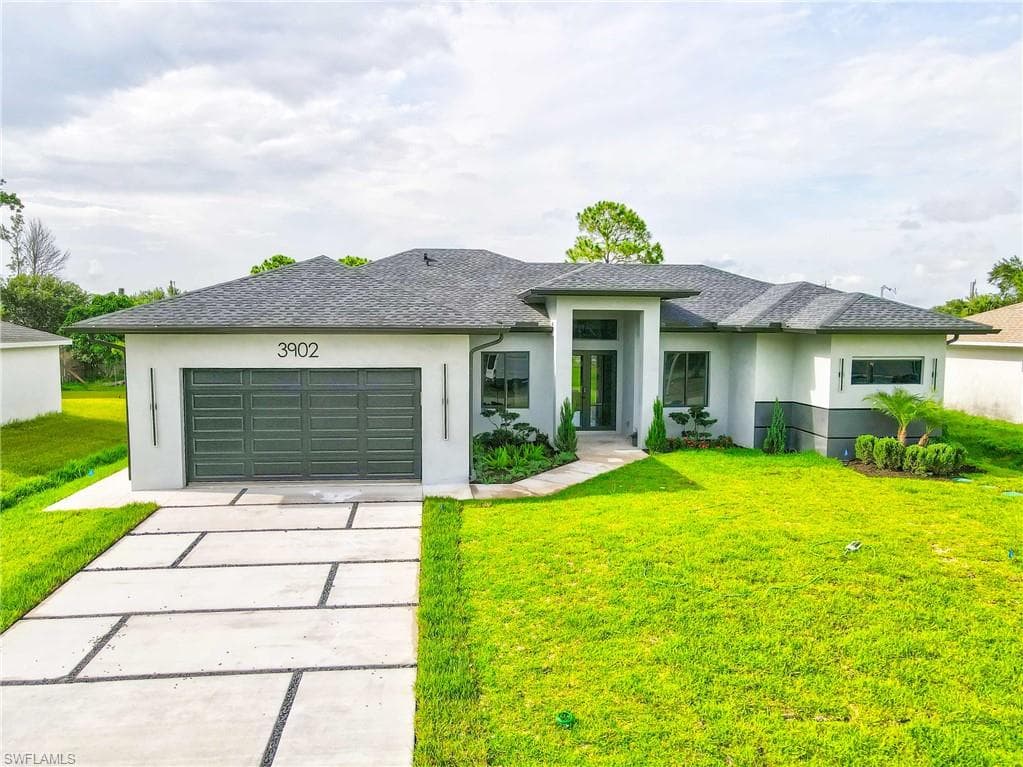 3902 4TH ST SW LEHIGH ACRES, FL 33976