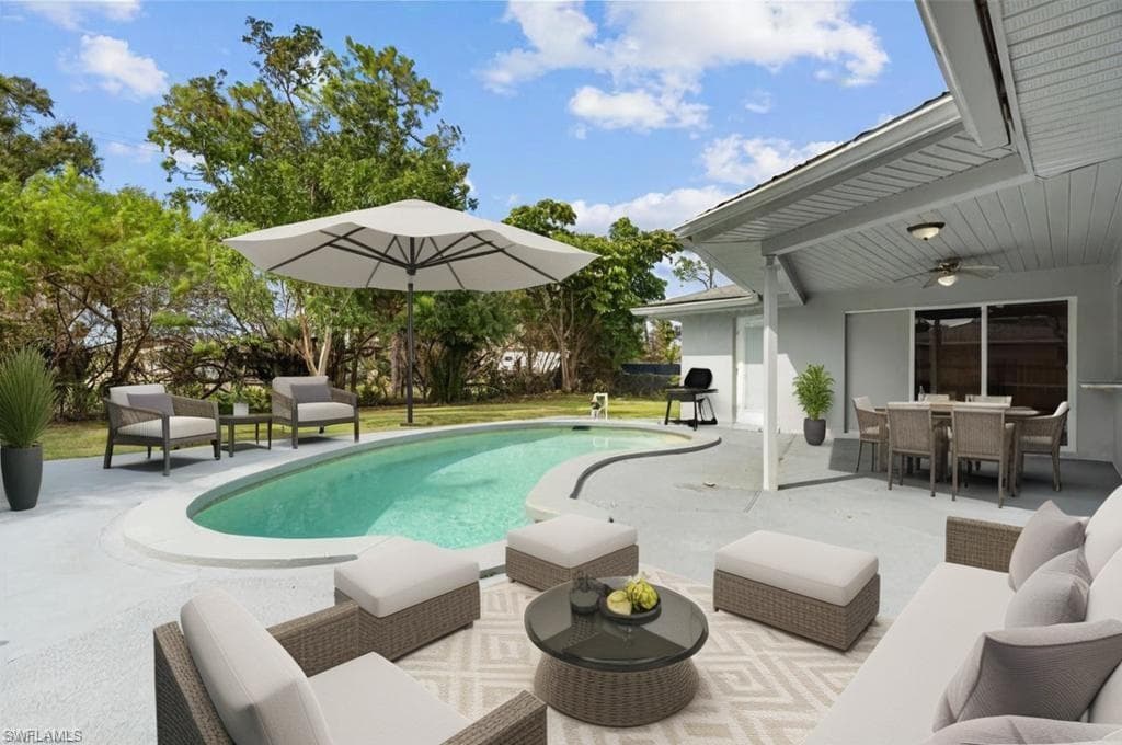 8707 Chatham ST FORT MYERS, FL 33907