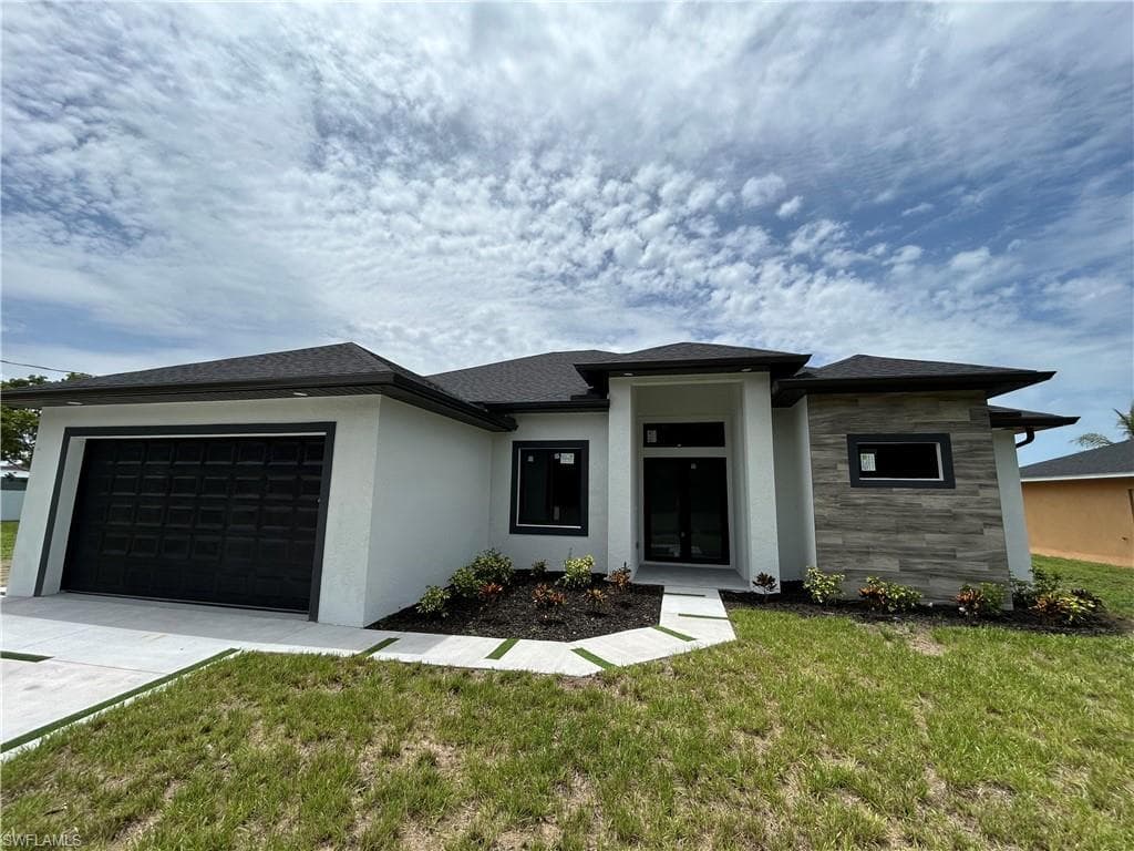 304 Jacaranda PKWY E CAPE CORAL, FL 33909
