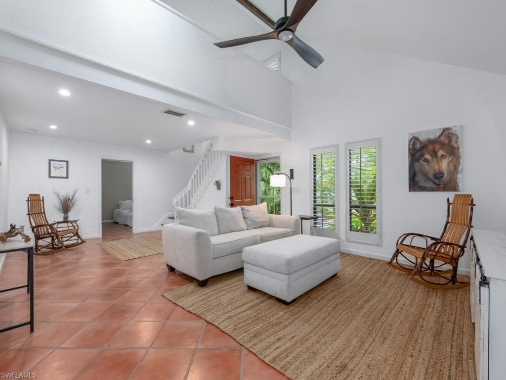 1271 Solana RD E4 NAPLES, FL 34103